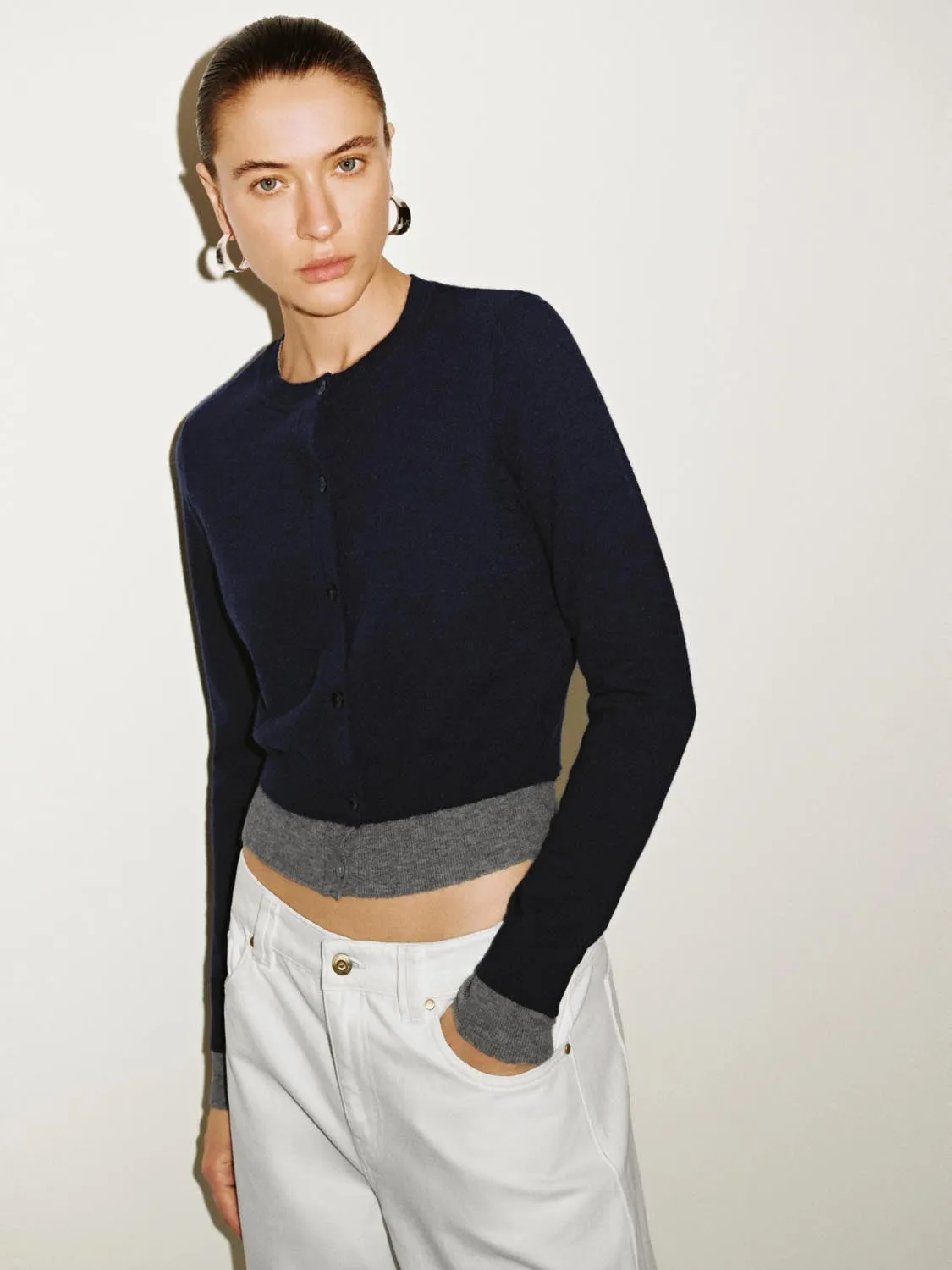 Contrast Hem Crew Neck Knitted Cardigans sold by Urban Revivo product image thumbnail 2