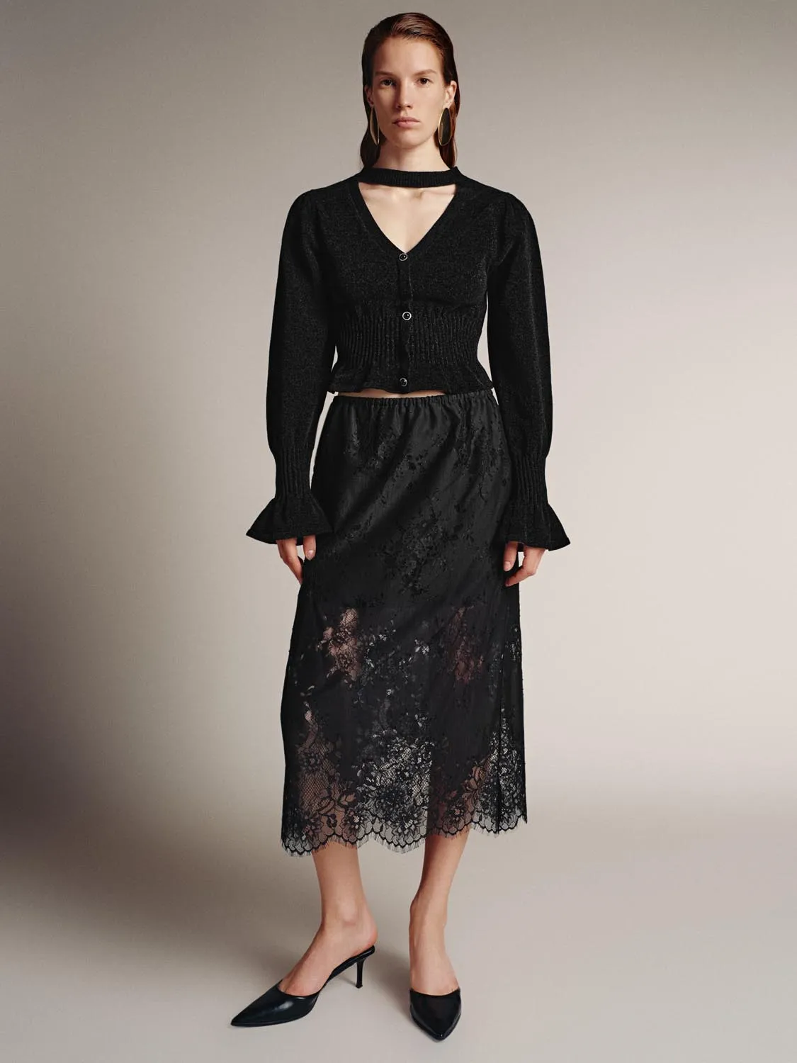 Scarf Neck V-Neck Ruffle Hem Knitted T-Shirts sold by Urban Revivo product image thumbnail 4