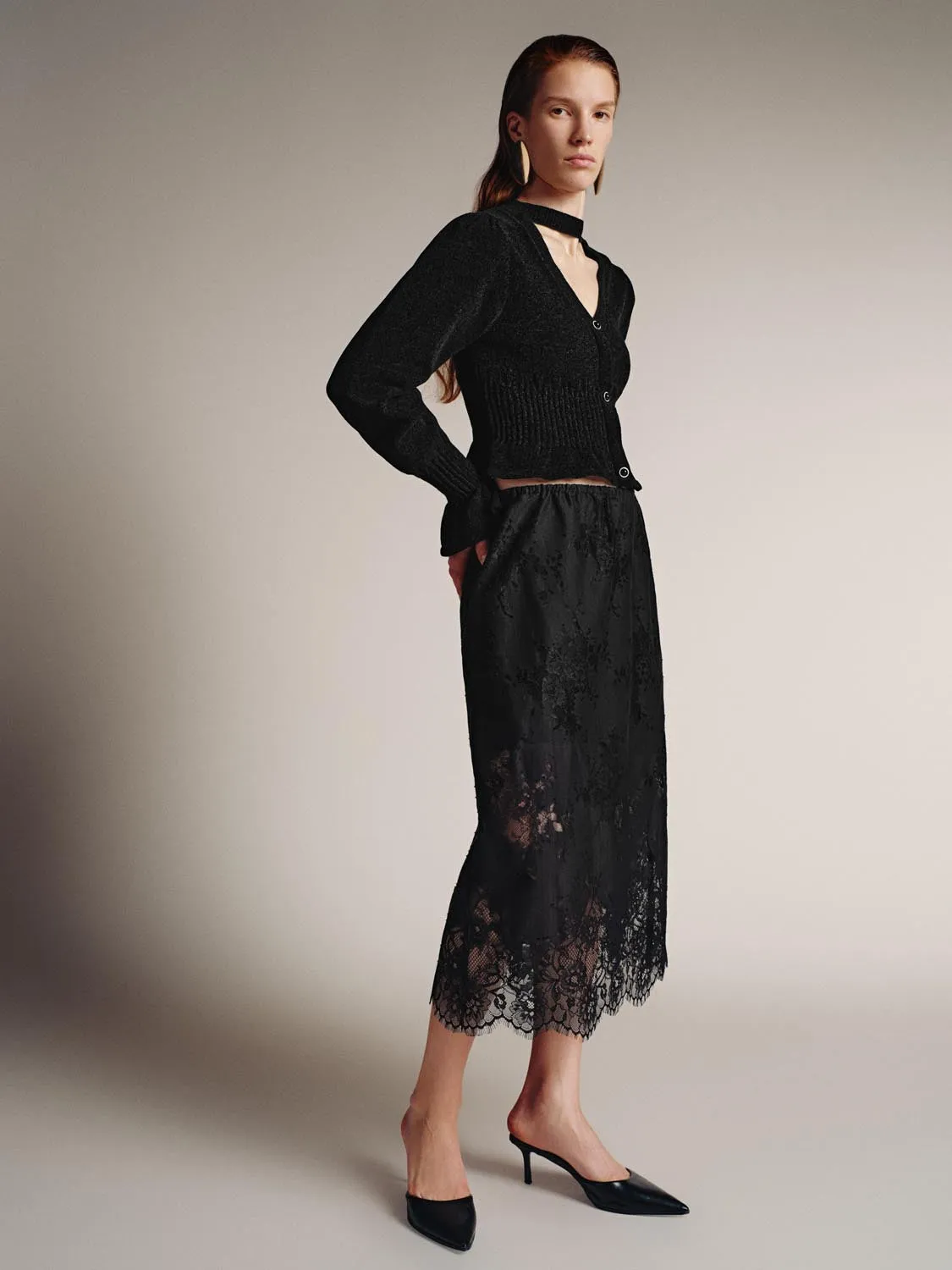 Scarf Neck V-Neck Ruffle Hem Knitted T-Shirts sold by Urban Revivo product image thumbnail 5