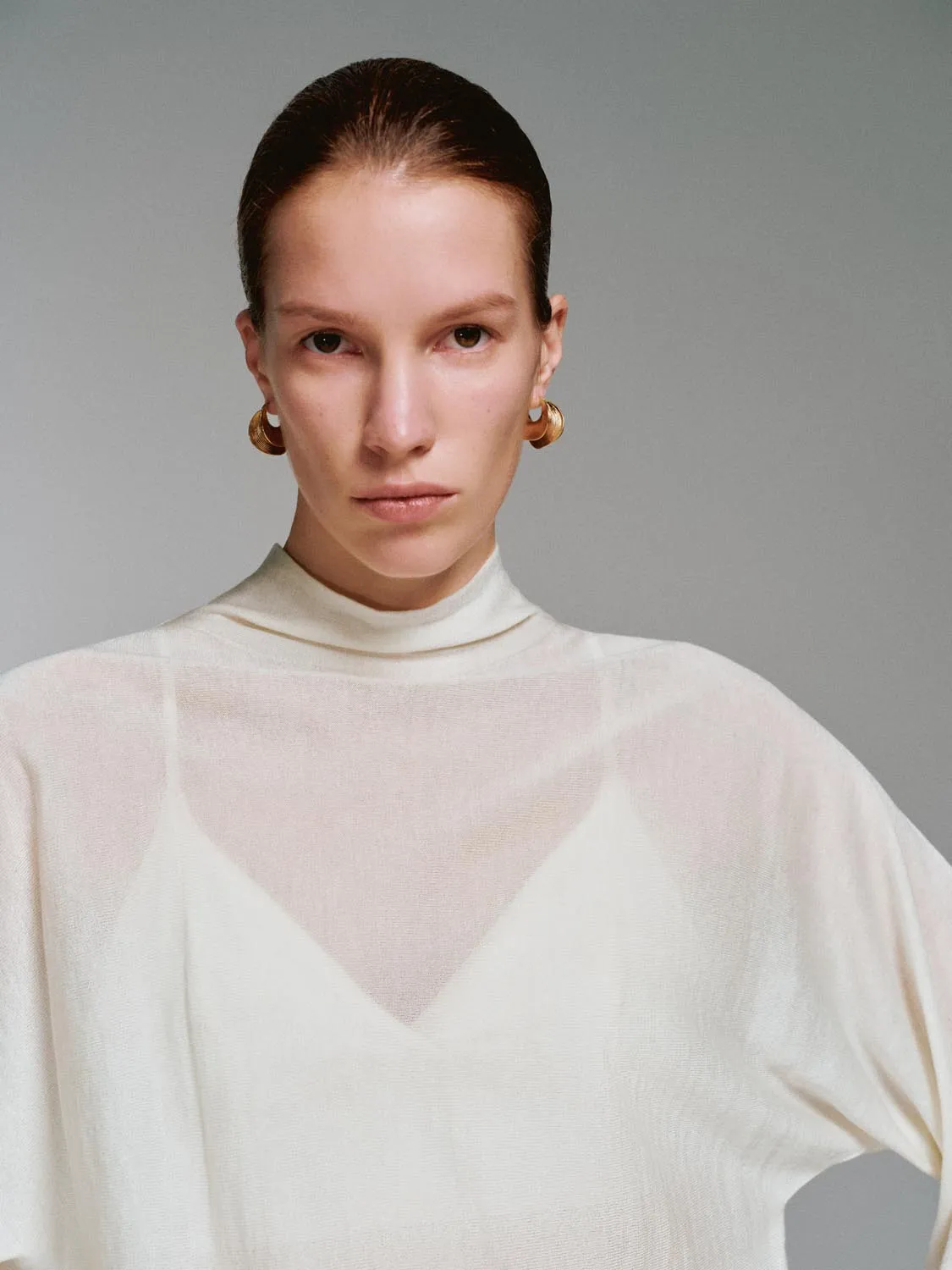 Mock Neck Long Sleeve Knitted T-Shirts sold by Urban Revivo product image thumbnail 3