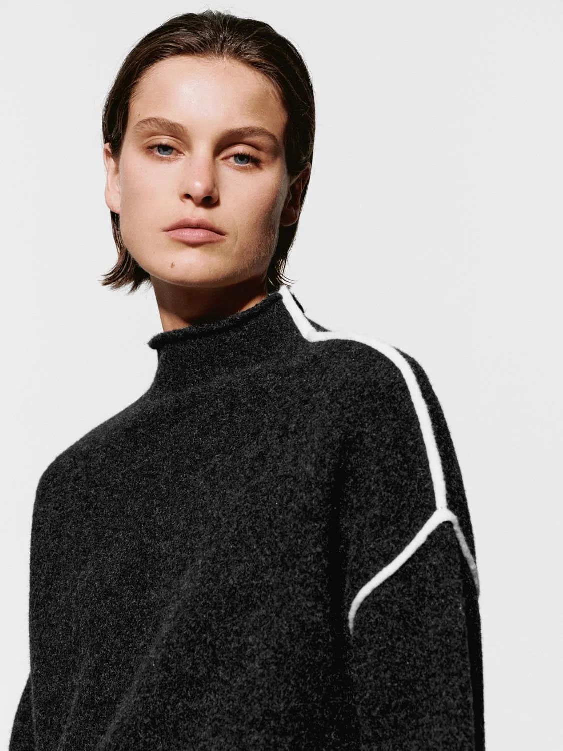 Mock Neck Long Sleeve Knitted T-Shirts sold by Urban Revivo product image thumbnail 3