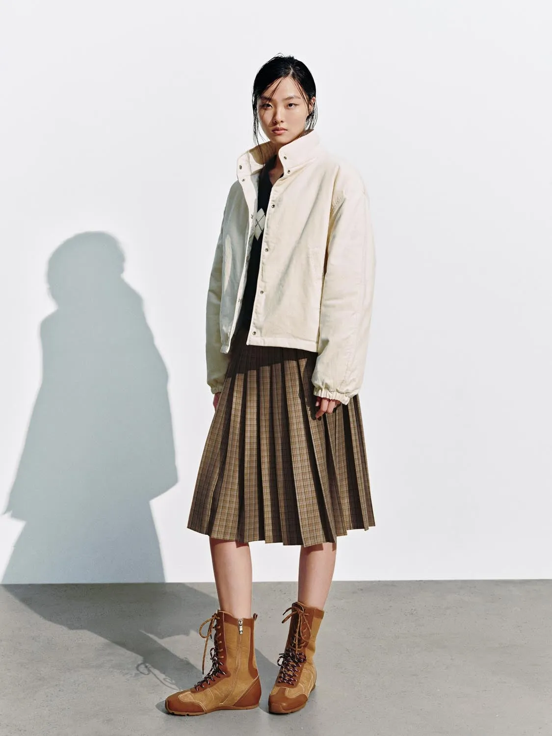 High Neck Button Up Padded Jackets sold by Urban Revivo product image thumbnail 5