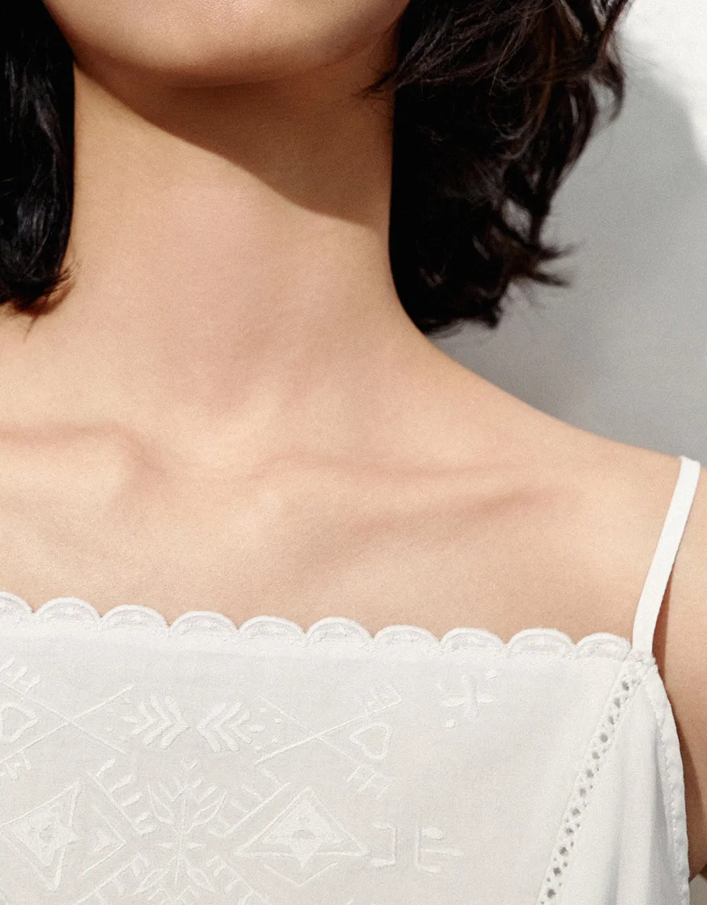 Wave Trim A-Line Cami Top sold by Urban Revivo product image thumbnail 4