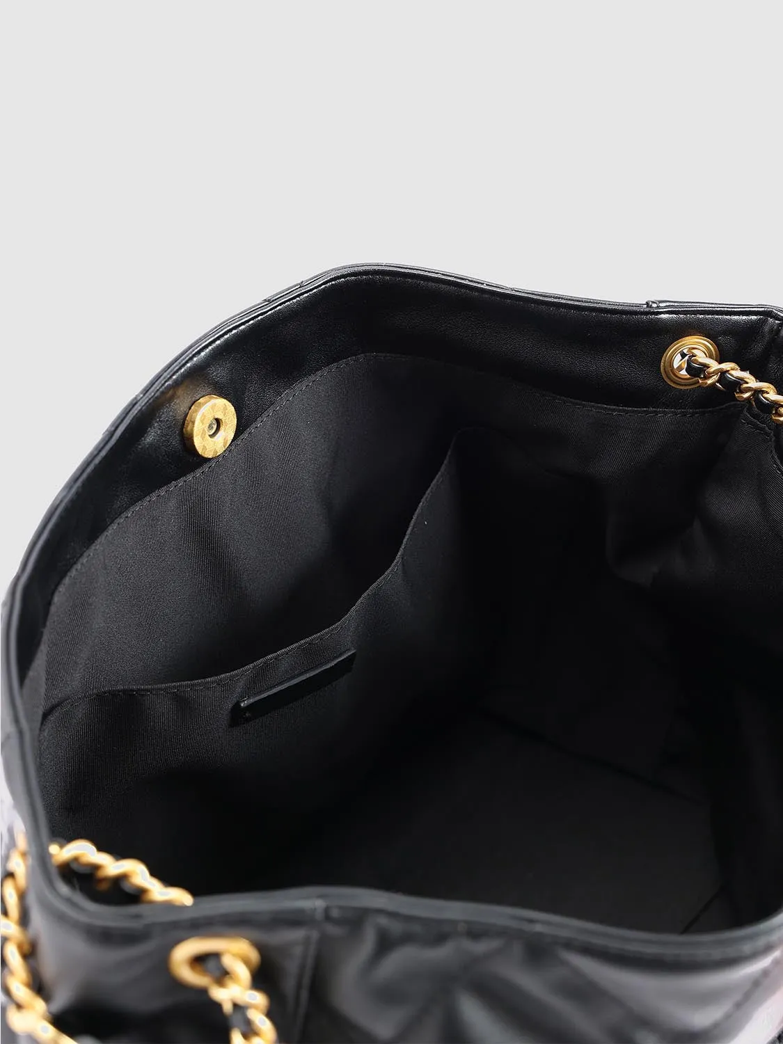Faux Leather Quilted Shoulder Crossbody Bags sold by Urban Revivo product image thumbnail 5