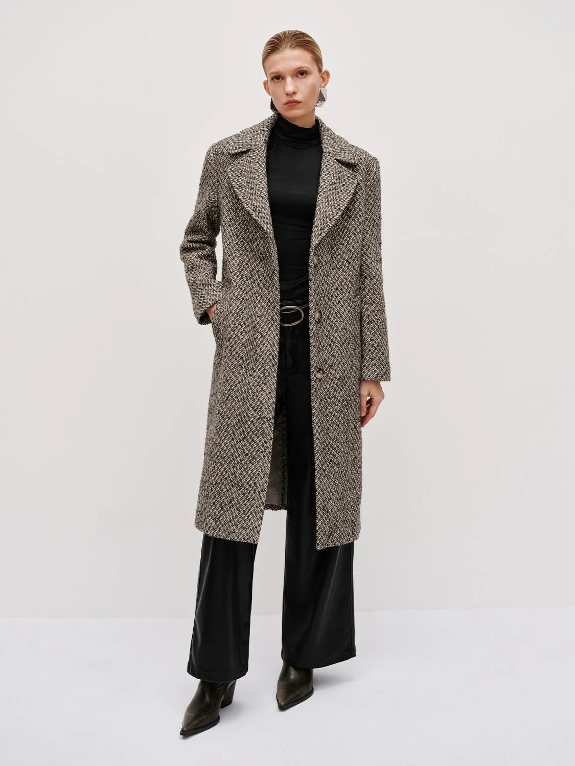 Wool Blend Lapeled Herringbone Coats sold by Urban Revivo product image thumbnail 2