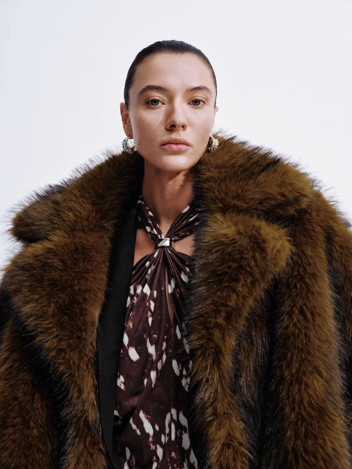 Collared Faux Fur Jackets sold by Urban Revivo product image thumbnail 3