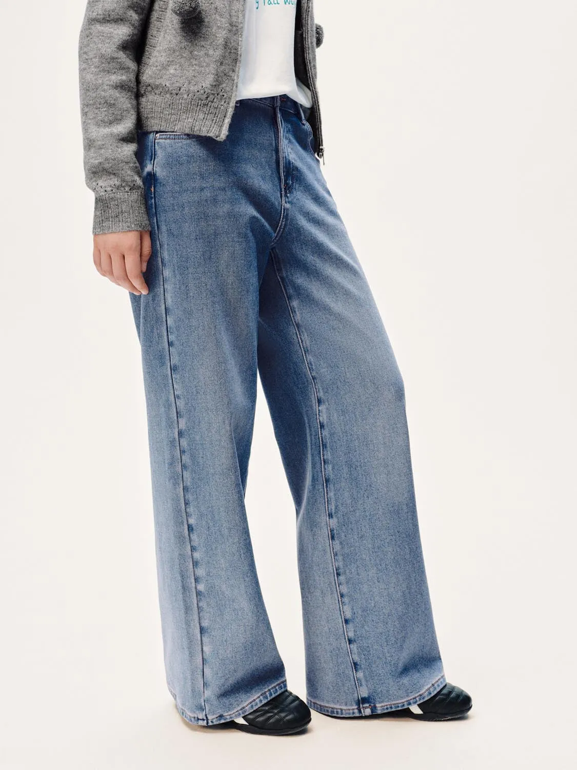 Wide Leg Jeans sold by Urban Revivo product image thumbnail 3