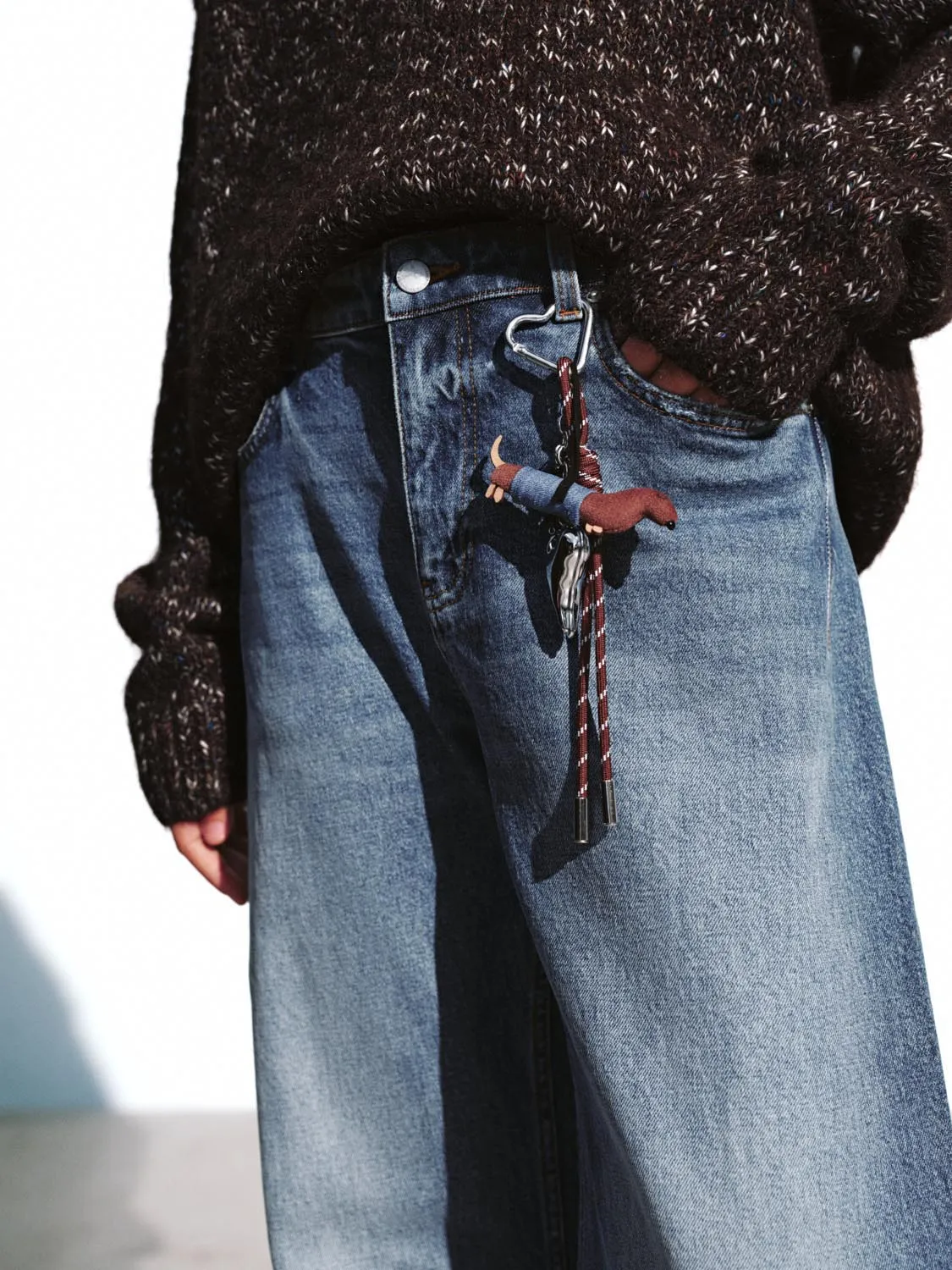 Loose Fit Flare Leg Jeans sold by Urban Revivo product image thumbnail 5