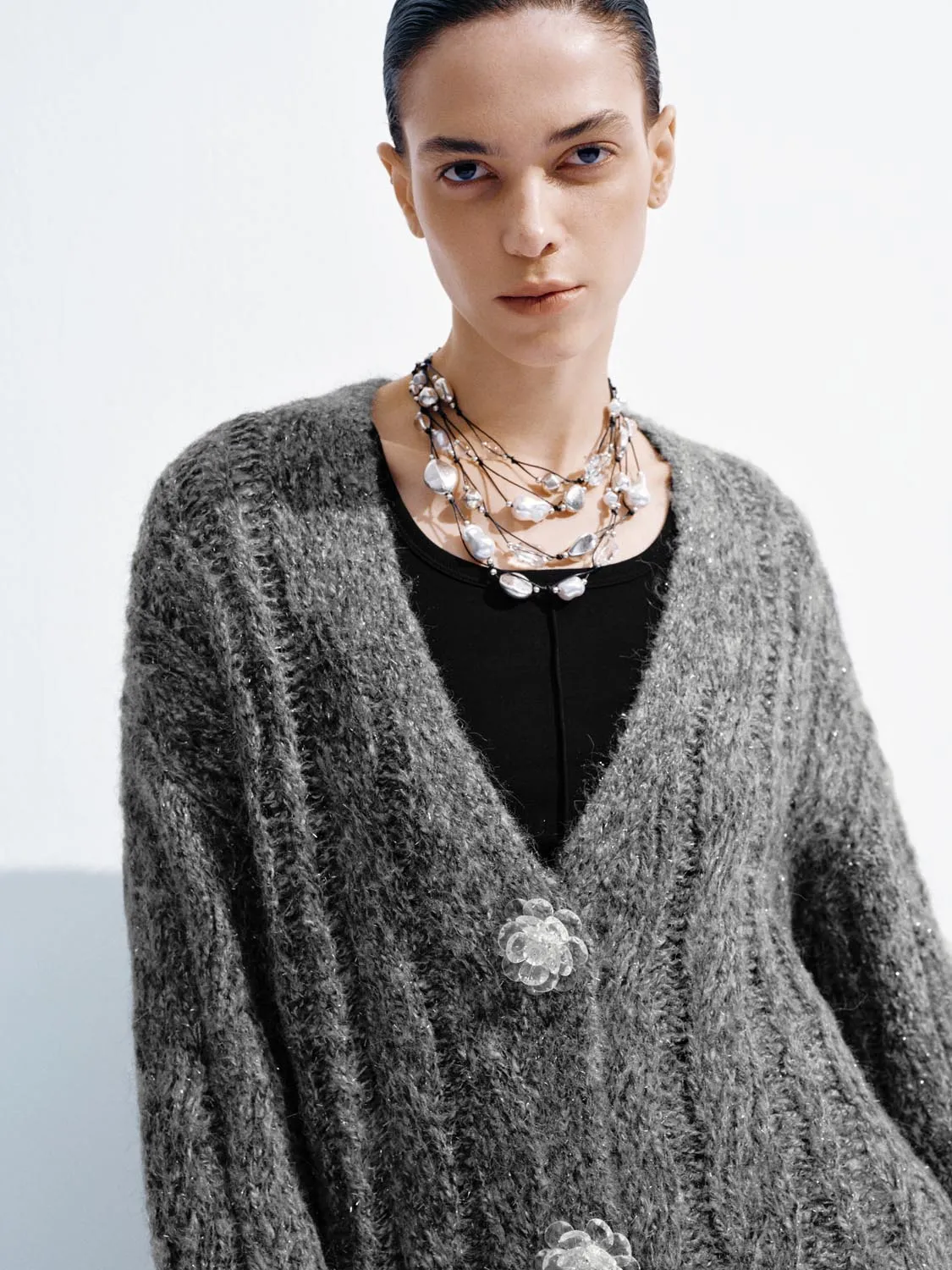 Oversize V-Neck Knitted Cardigans sold by Urban Revivo product image thumbnail 3