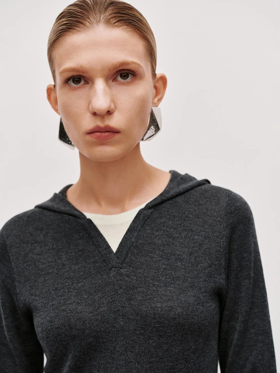 V-Neck Long Sleeve Knitted T-Shirts sold by Urban Revivo product image thumbnail 3