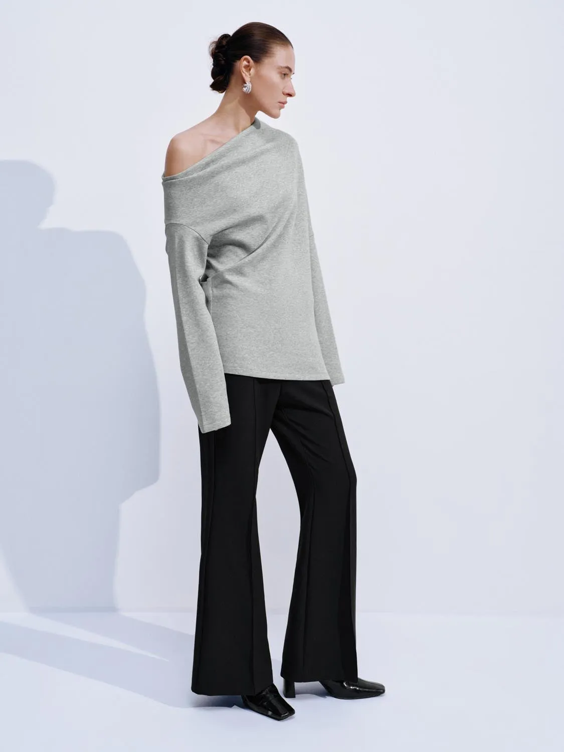 Asymmetric Draped One Shoulder Long Sleeve T-Shirts sold by Urban Revivo product image thumbnail 4
