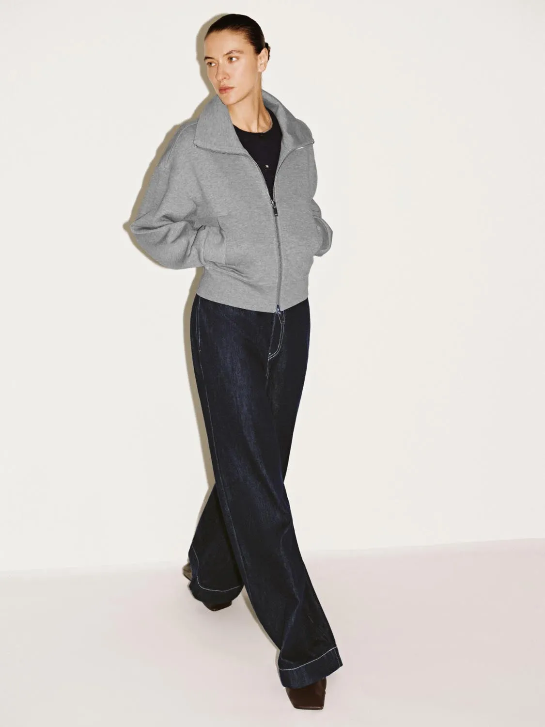 Cropped Bomber Jackets sold by Urban Revivo product image thumbnail 4