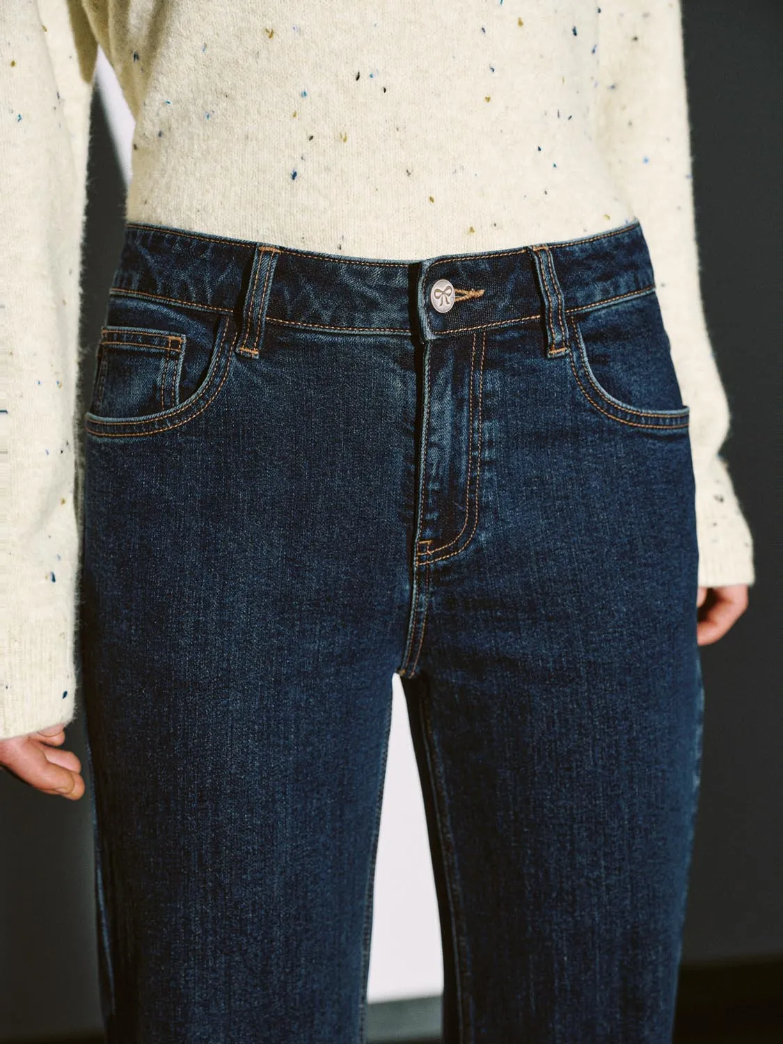 Washed Flare Leg Jeans sold by Urban Revivo product image thumbnail 5