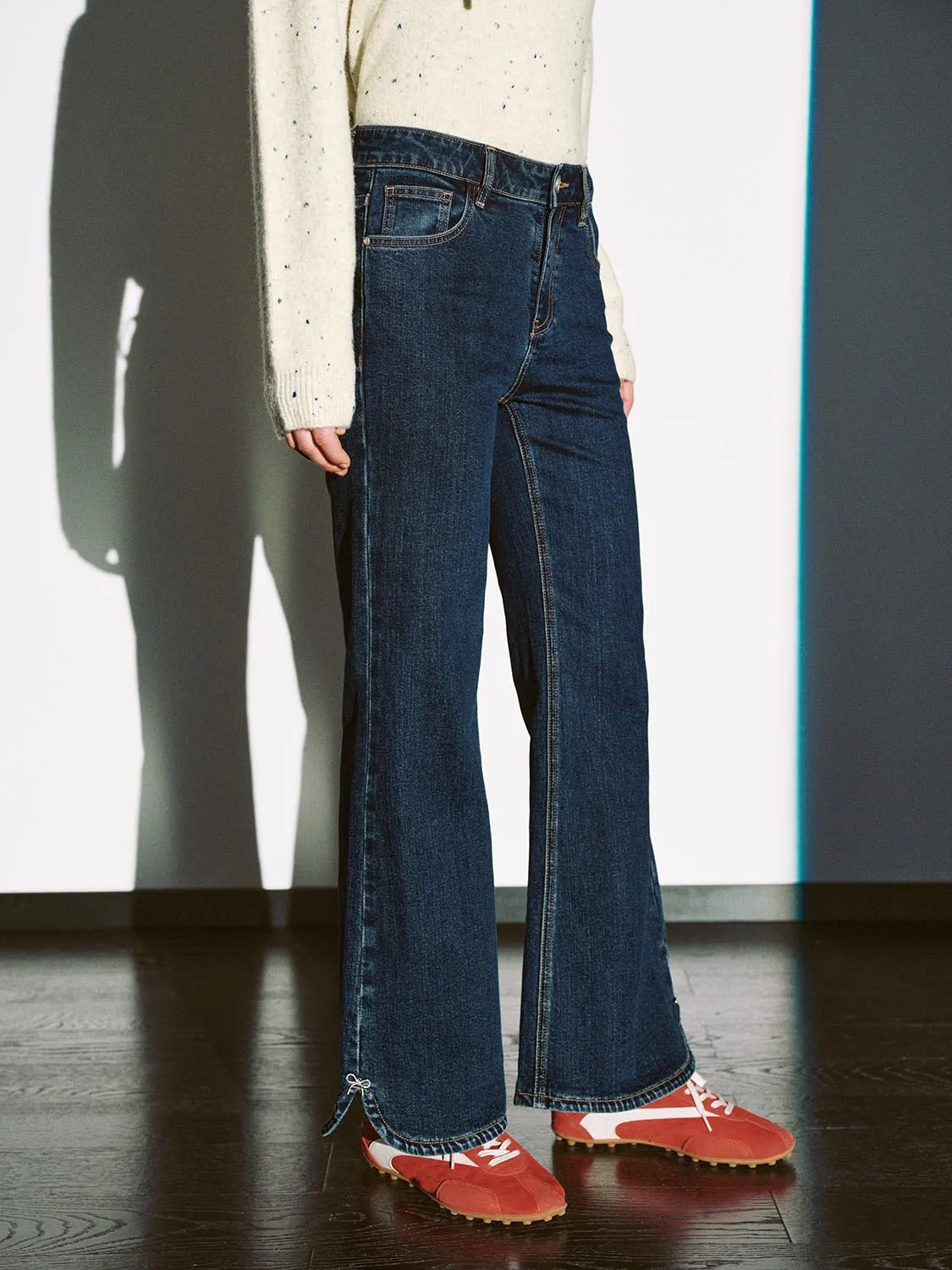 Washed Flare Leg Jeans sold by Urban Revivo product image thumbnail 3