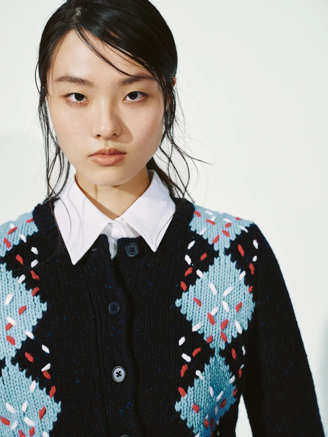 Argyle Crew Neck Wool Blend Knitted Cardigans sold by Urban Revivo product image thumbnail 3