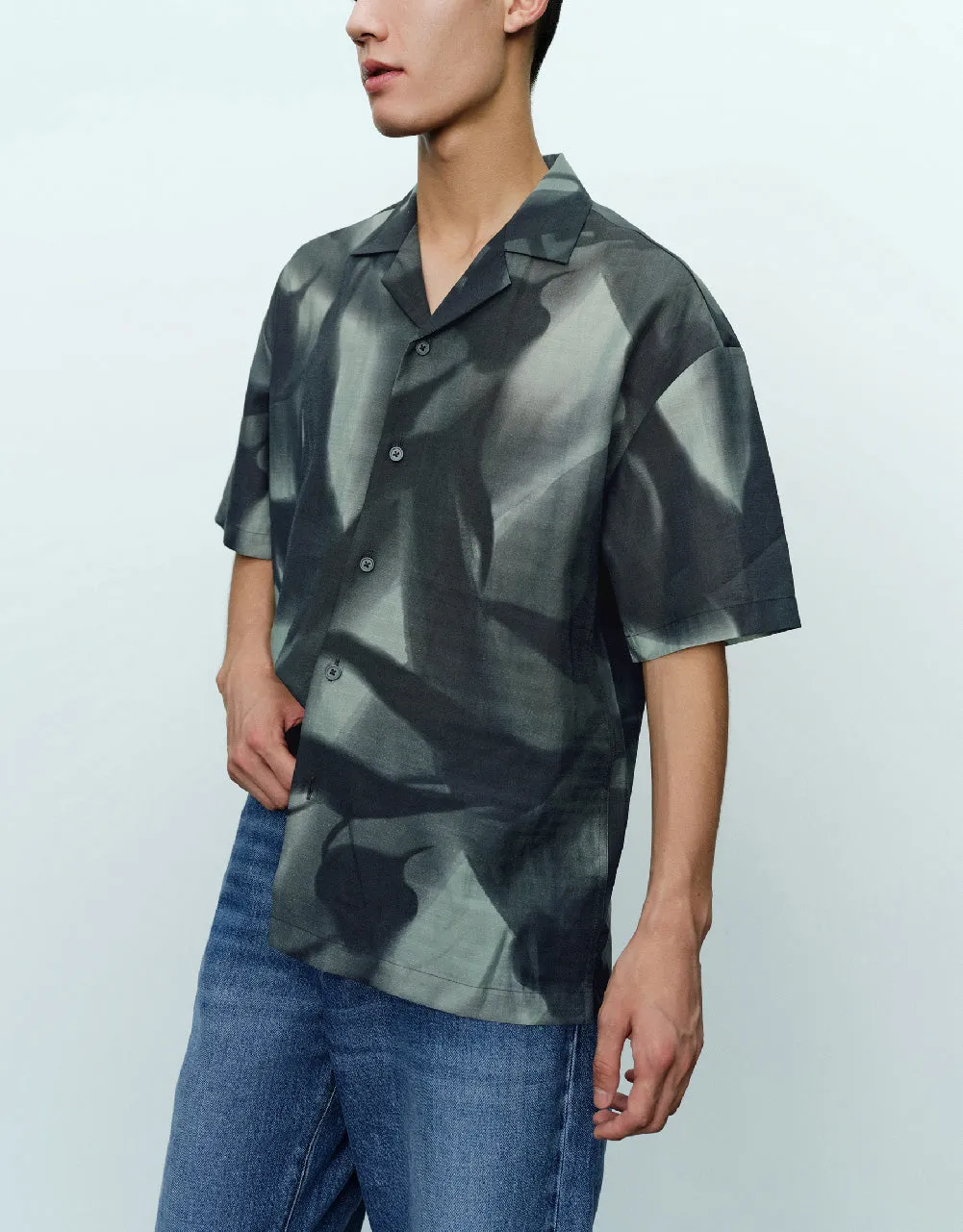Straight Loose Shirt sold by Urban Revivo product image thumbnail 3