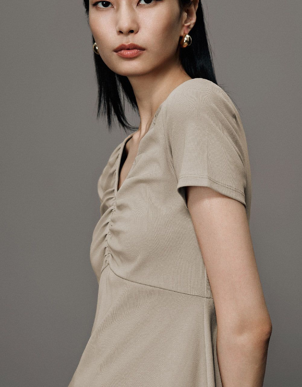 Standard Sleeve V-Neck A-Line Dress sold by Urban Revivo product image thumbnail 5