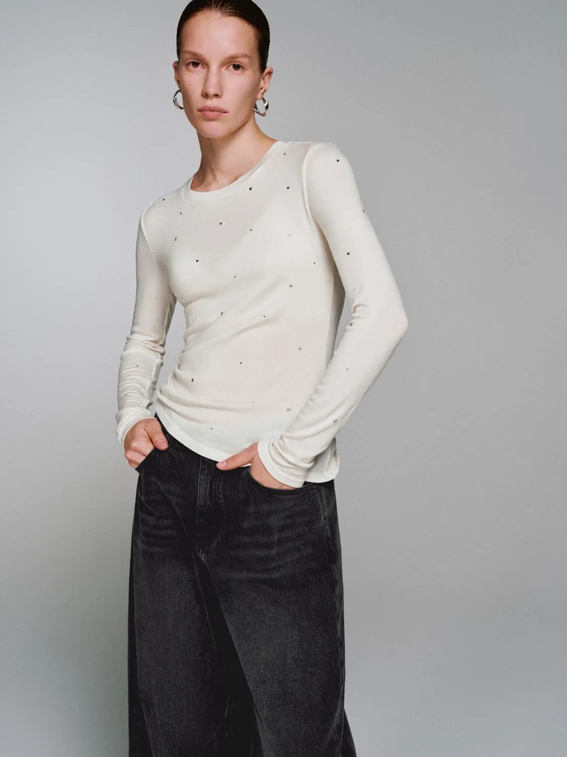 Ruched Skinny Fit Long Sleeve T-Shirts sold by Urban Revivo product image thumbnail 2