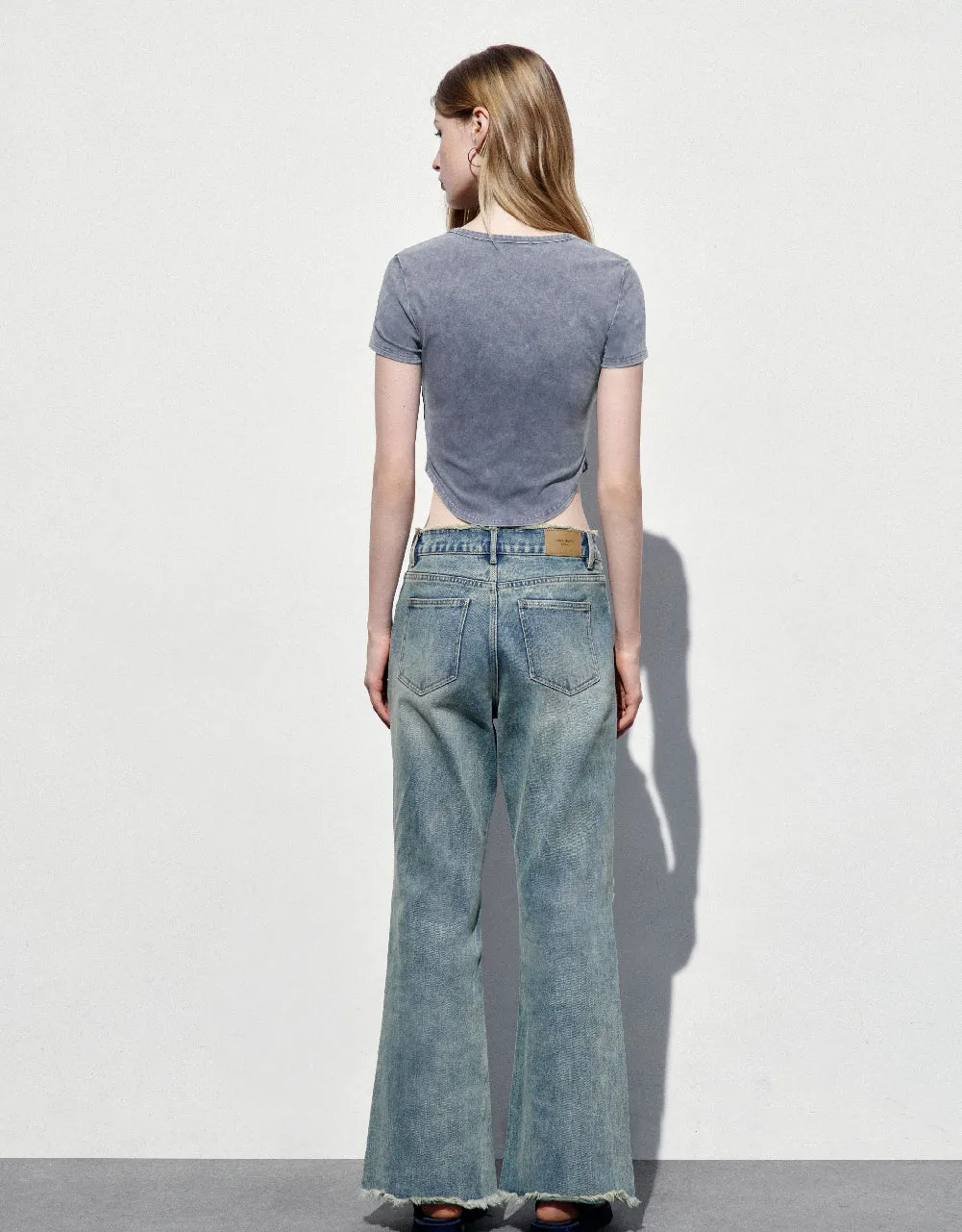 U Neck Skinny T-Shirt sold by Urban Revivo product image thumbnail 4