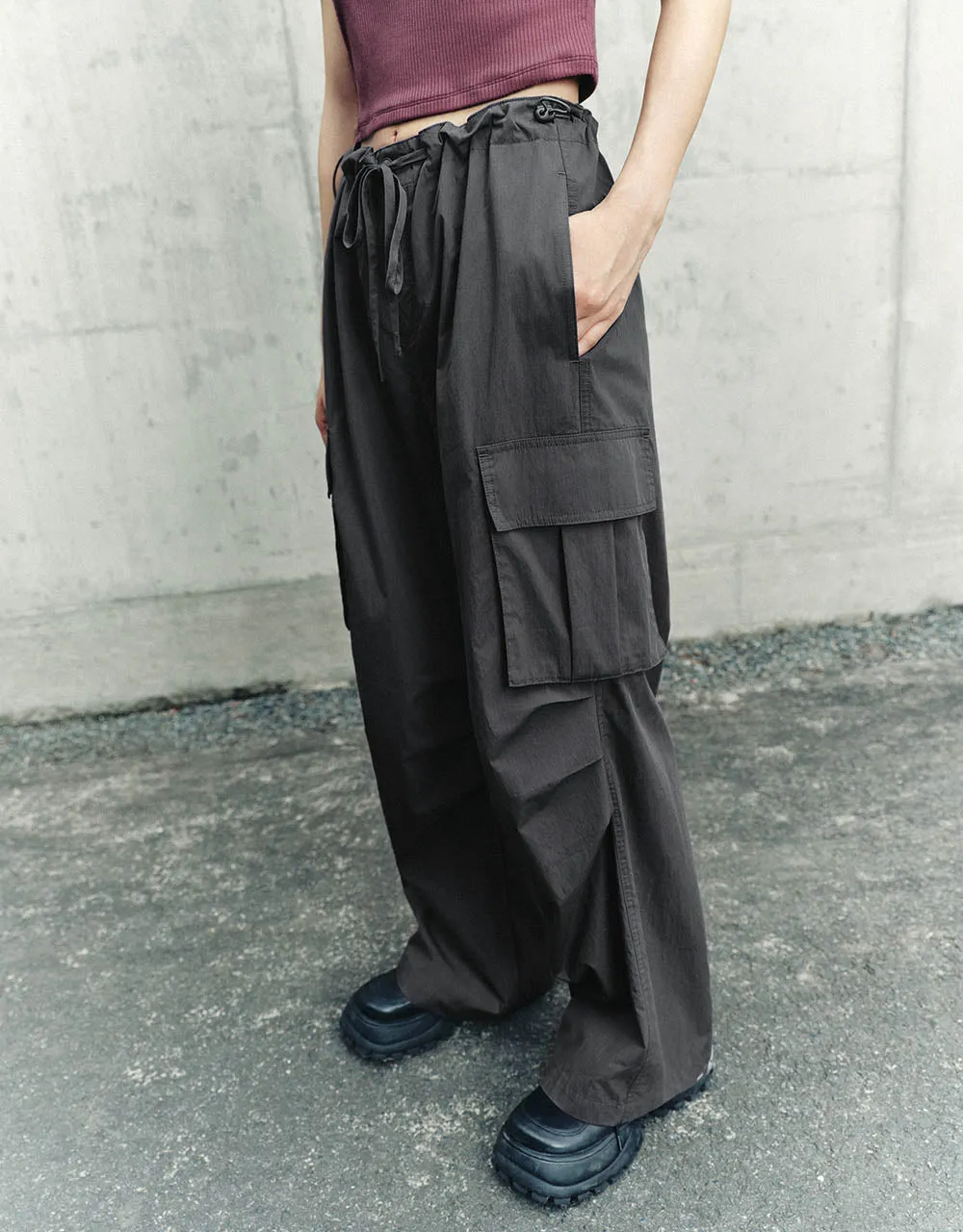 Drawstring Waist Wide-Leg Pants sold by Urban Revivo product image thumbnail 4