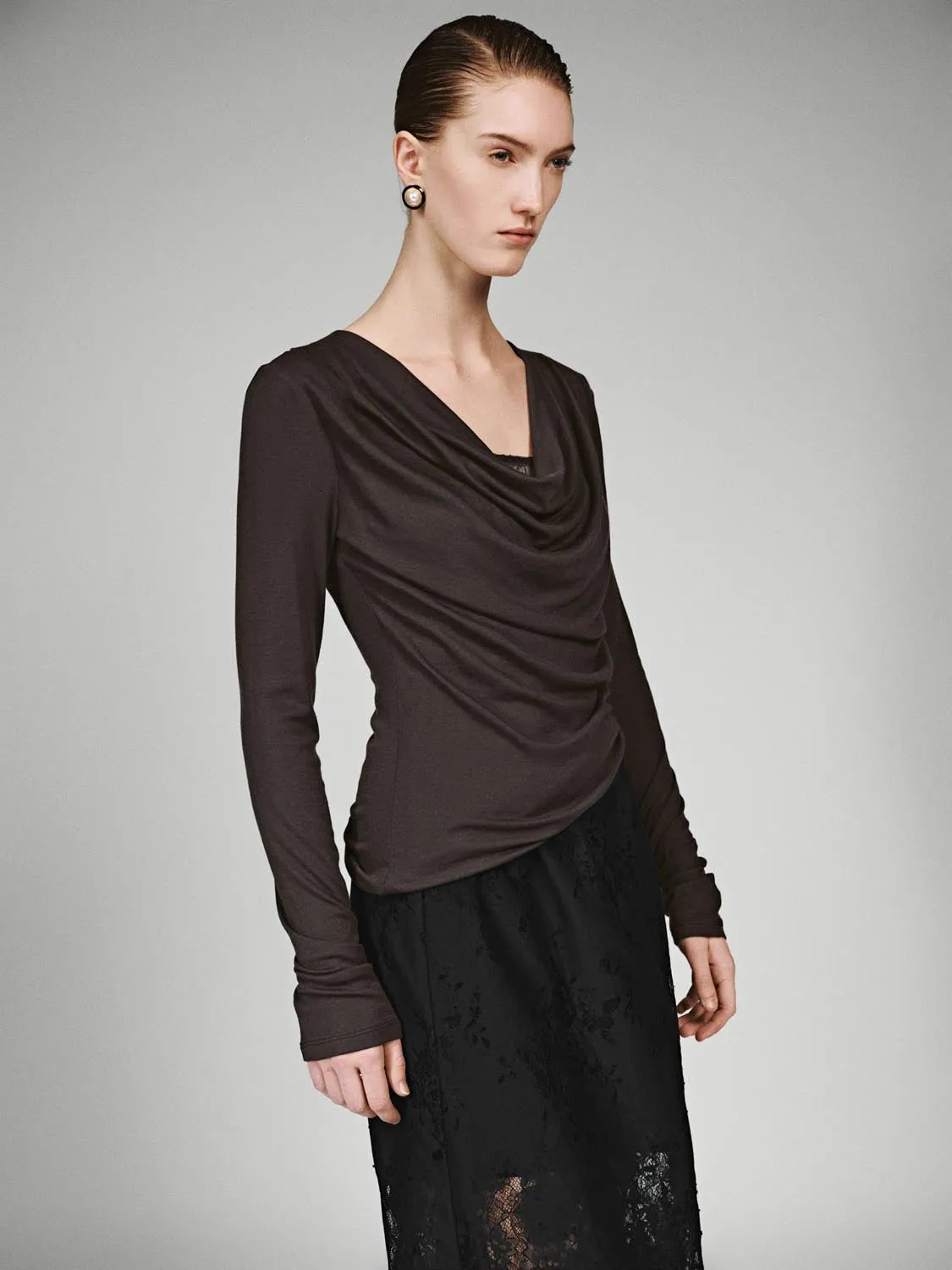 Draped Slim Fit Long Sleeve T-Shirts sold by Urban Revivo product image thumbnail 2