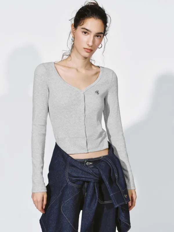 V-Neck Embroidered Slim Fit Long Sleeve Knitted T-Shirts sold by Urban Revivo