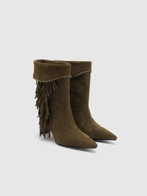 Fringe Detail Cuffed Heeled Ankle Boots made by Urban Revivo