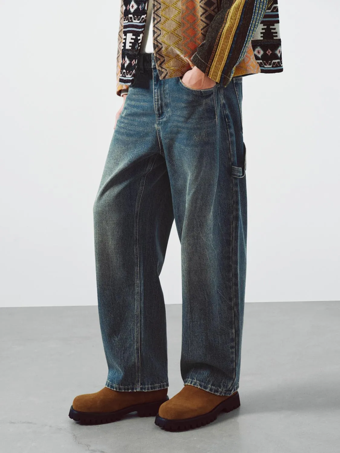 Washed Barrel Leg Jeans sold by Urban Revivo product image thumbnail 3