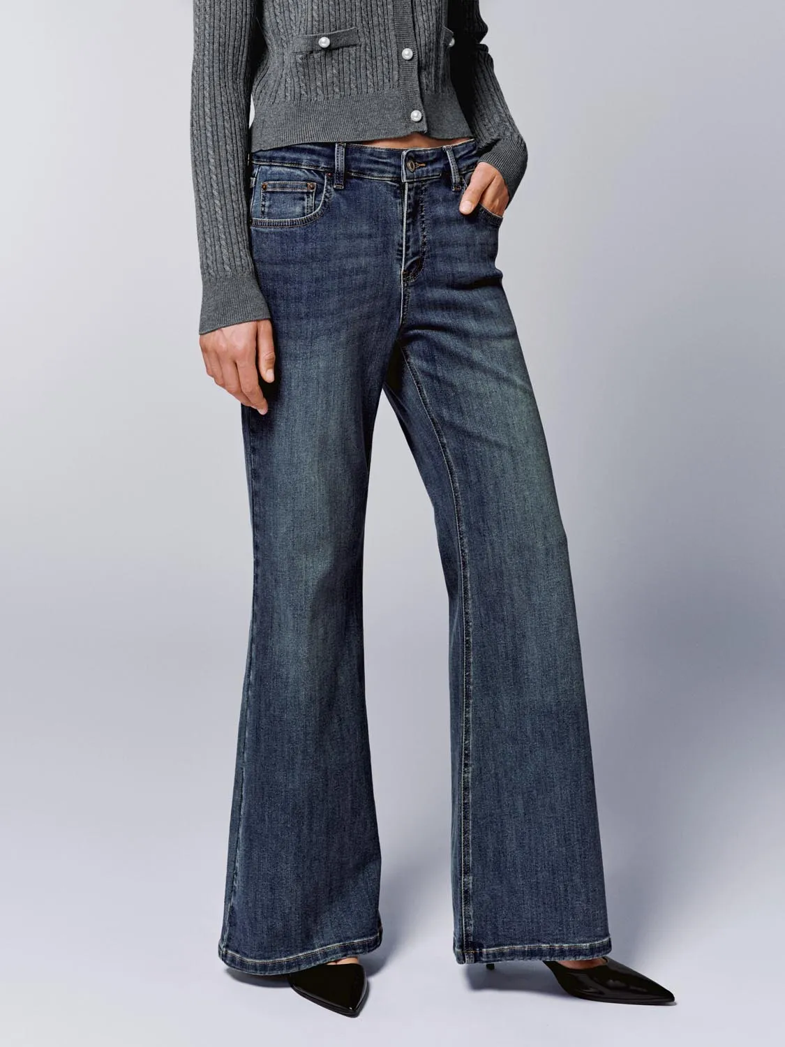 Flare Leg Jeans sold by Urban Revivo product image thumbnail 3