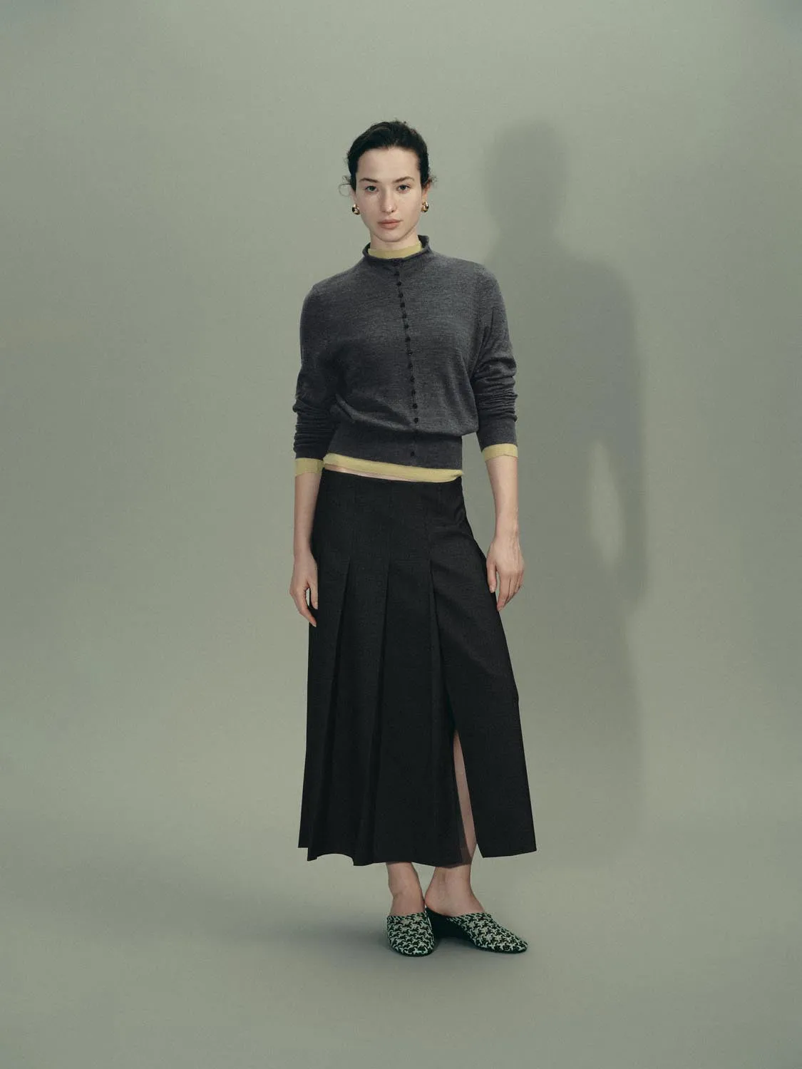 Mock Neck Button Detail Long Sleeve Knitted T-Shirts sold by Urban Revivo product image thumbnail 4