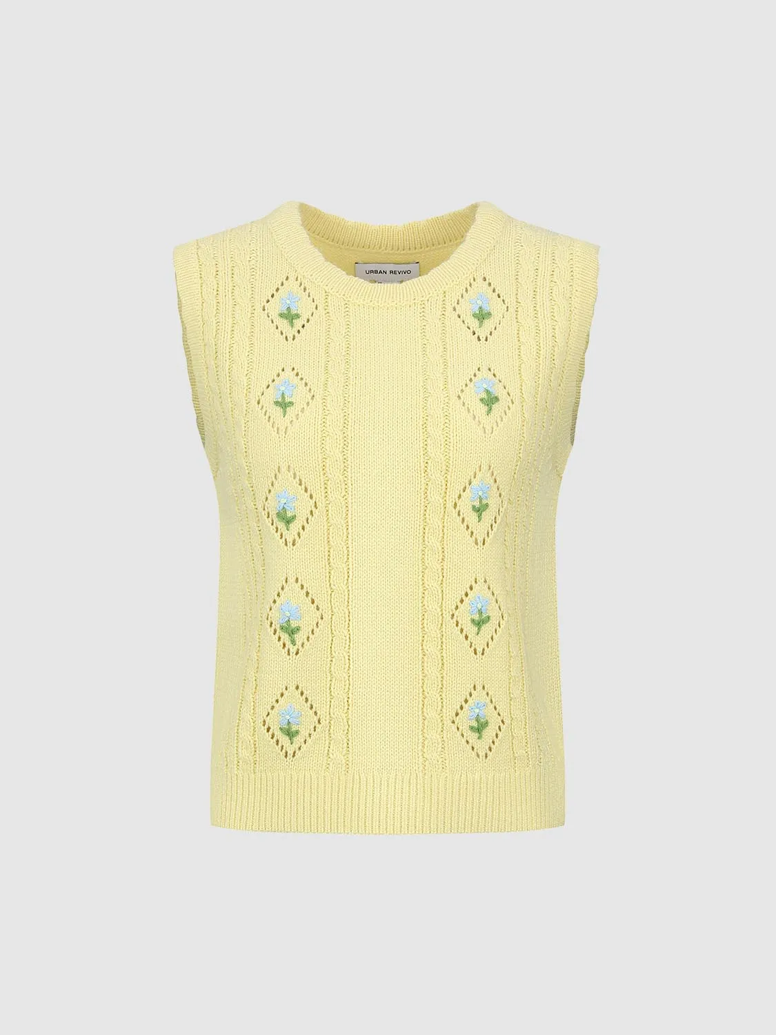 Intarsia Argyle Knitted Vest sold by Urban Revivo product image thumbnail 4