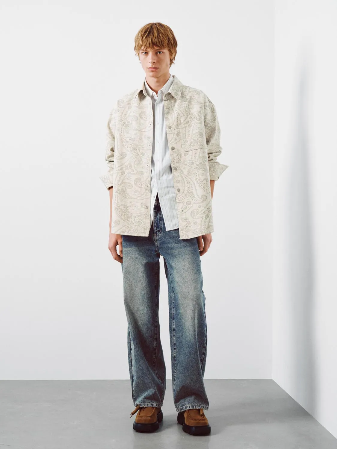 Patch Pocket Printed Denim Shirts sold by Urban Revivo product image thumbnail 4