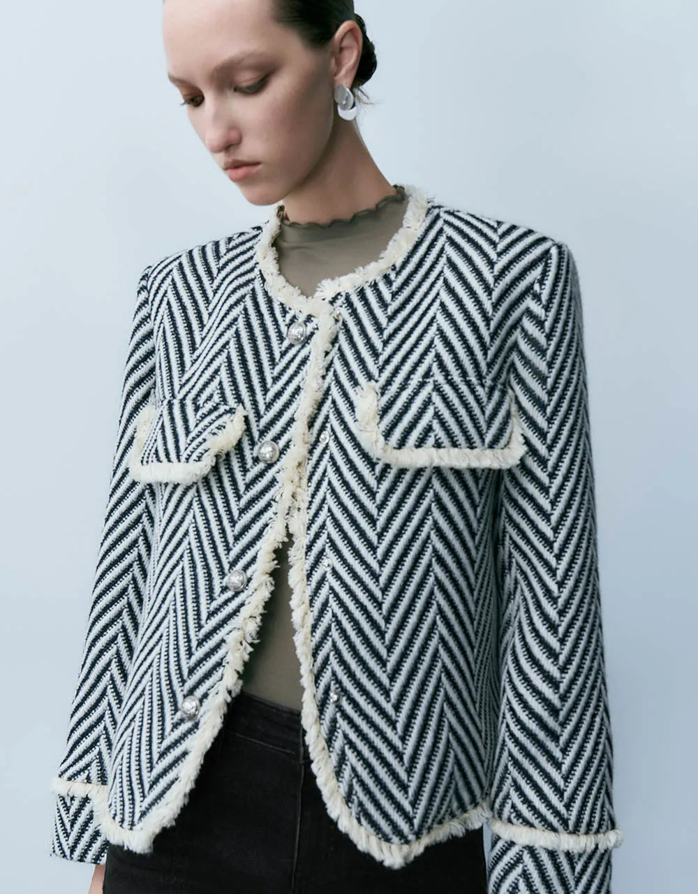 Crew Neck Jacket With Fake Pockets sold by Urban Revivo product image thumbnail 3