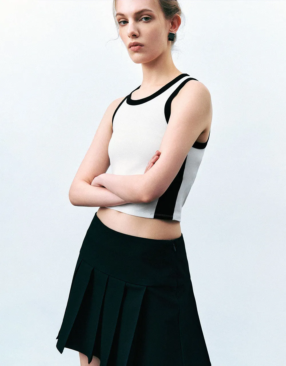 Crew Neck Tank Top sold by Urban Revivo product image thumbnail 3