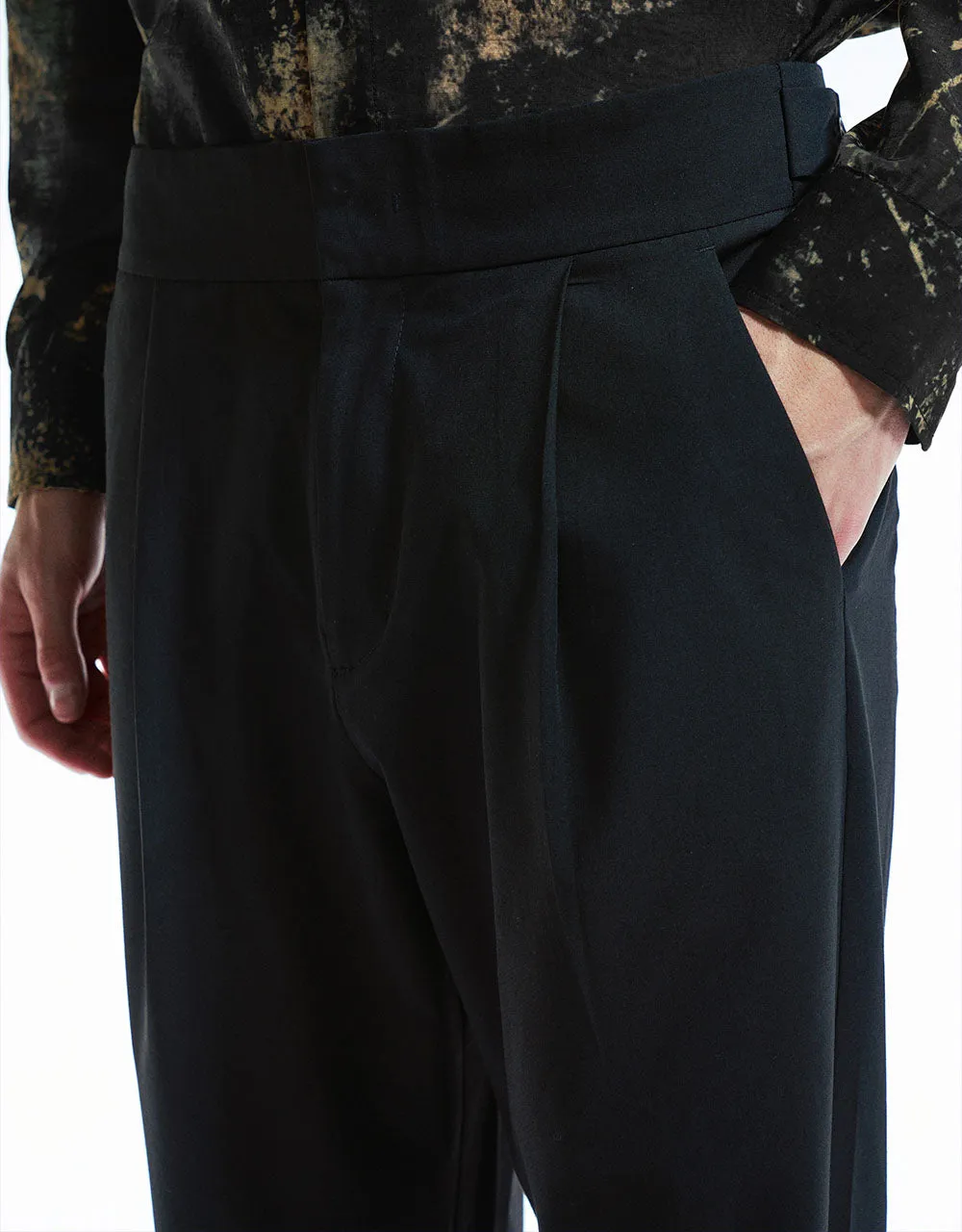 Tailored Straight Pleated Pants sold by Urban Revivo product image thumbnail 5