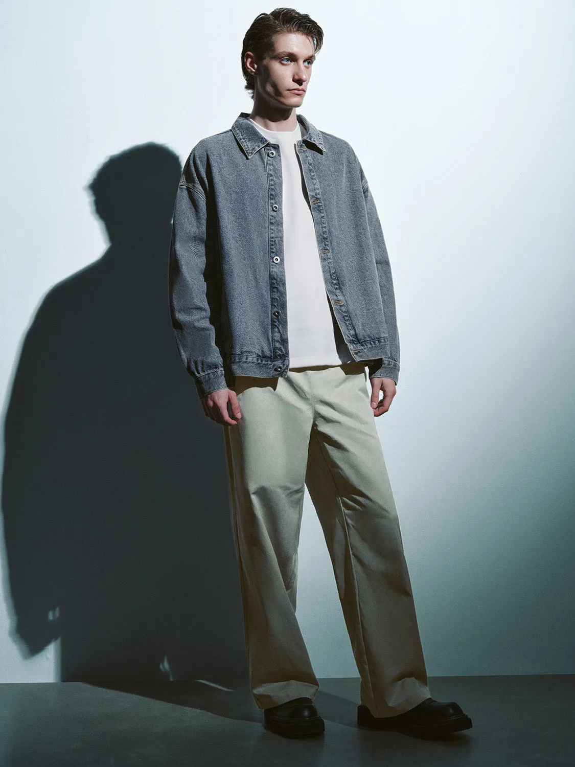 Button Up Loose Denim Jacket sold by Urban Revivo product image thumbnail 5