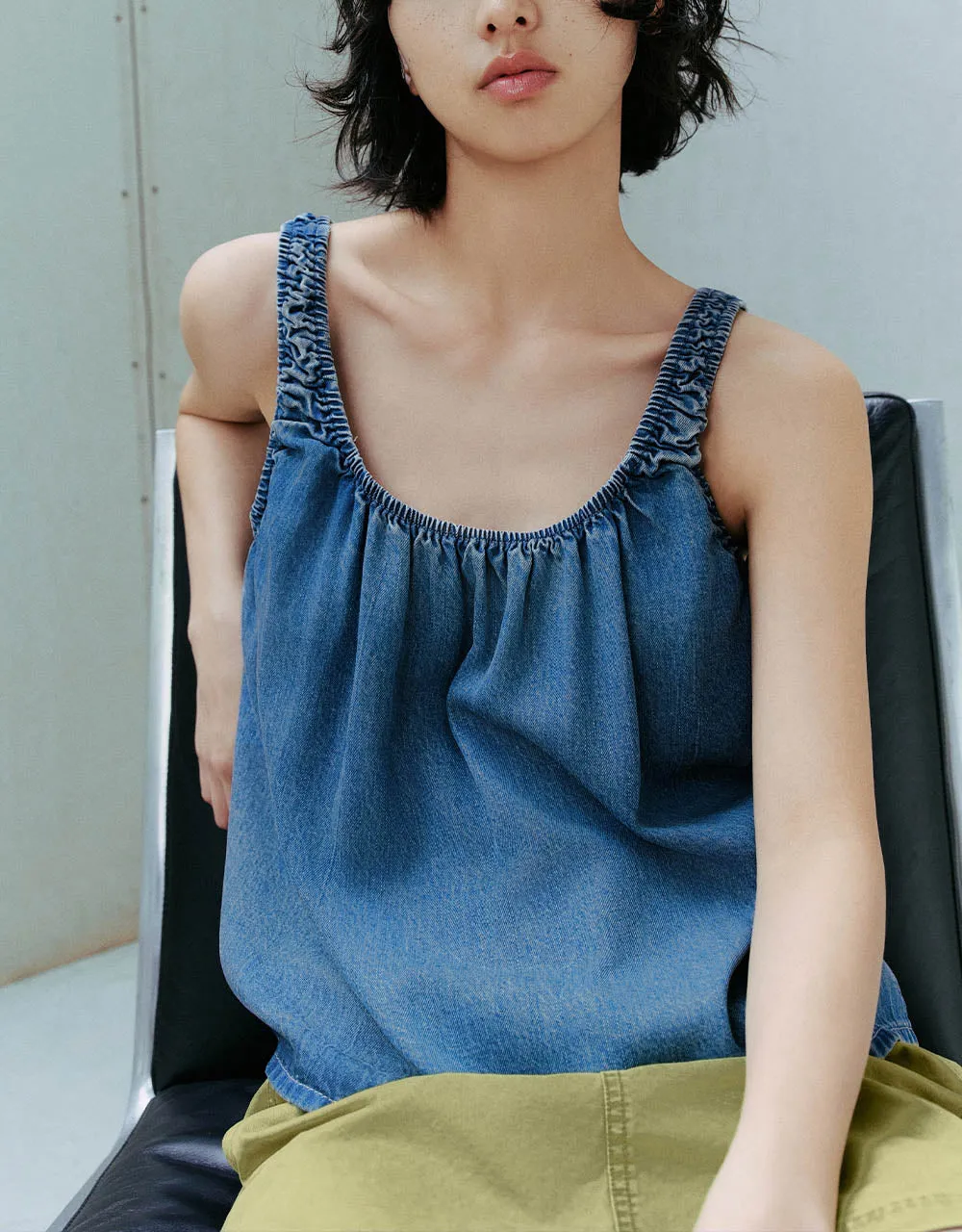Sleeveless U Neck Denim Blouse sold by Urban Revivo product image thumbnail 3