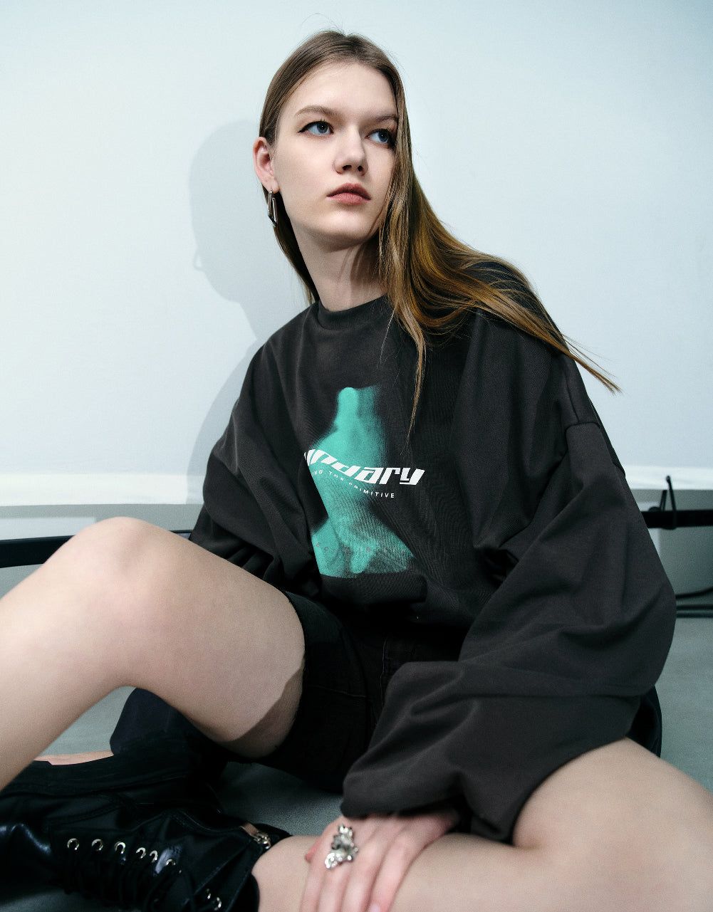 Printed Crew Neck Loose Sweatshirt sold by Urban Revivo product image thumbnail 3