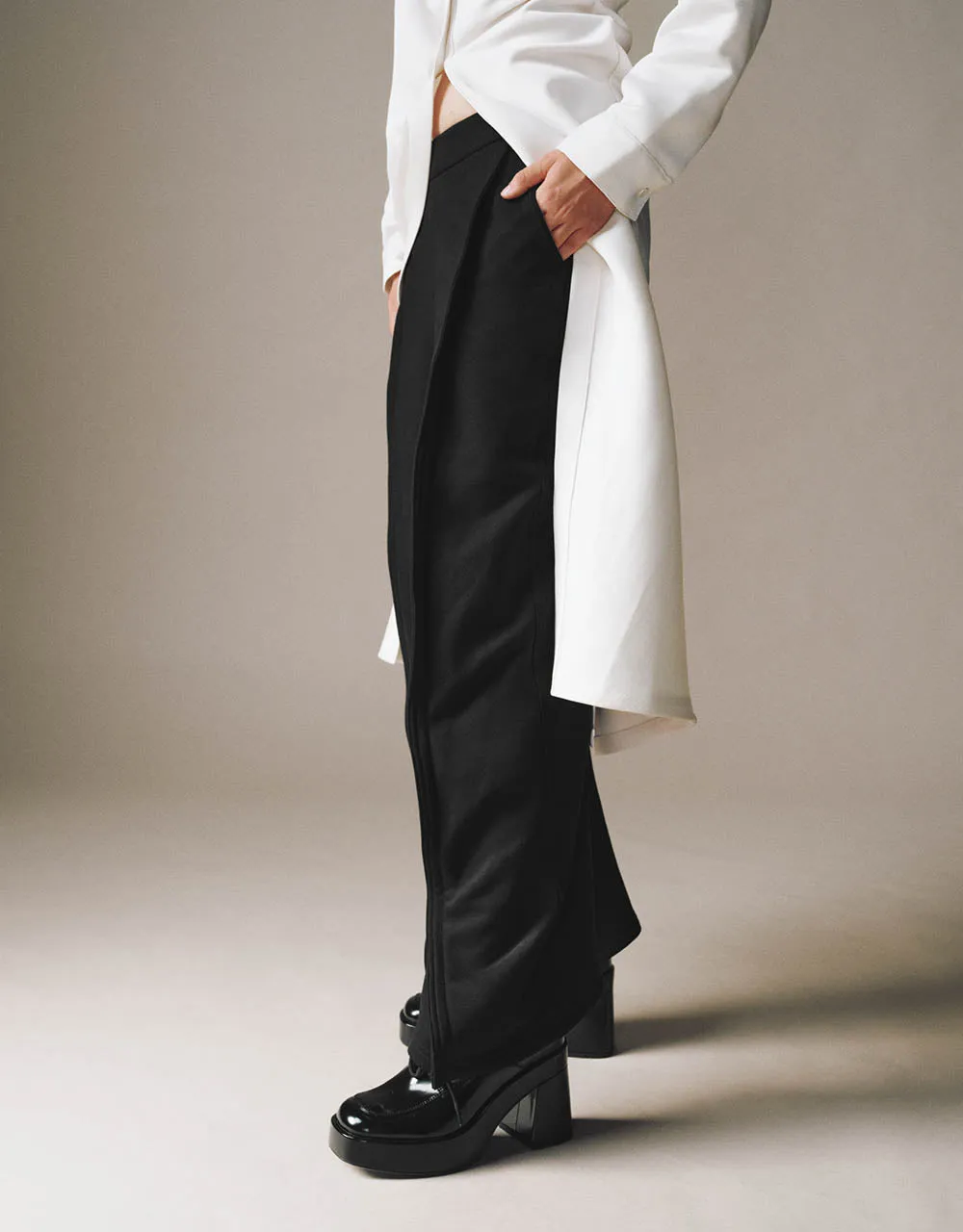 Knitted Straight Pants sold by Urban Revivo product image thumbnail 4