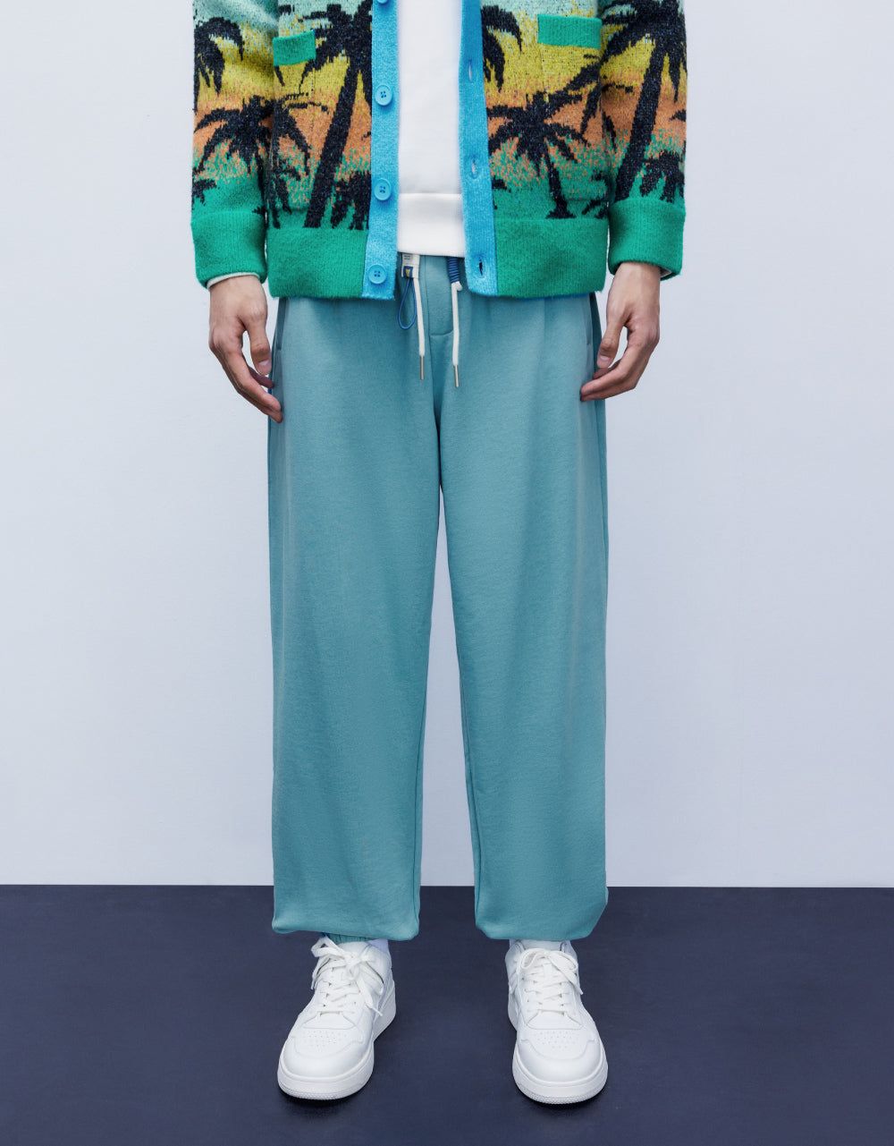 Men's Knitted Joggers Pants sold by Urban Revivo product image thumbnail 5