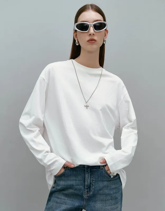 Crew Neck Loose T-Shirt With Necklace sold by Urban Revivo