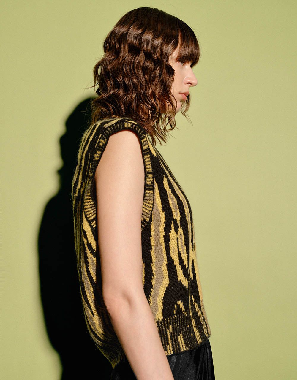 Printed Crew Neck Knitted Vest sold by Urban Revivo product image thumbnail 3