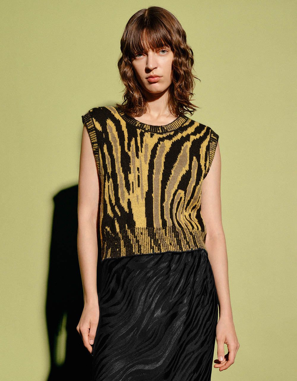 Printed Crew Neck Knitted Vest sold by Urban Revivo