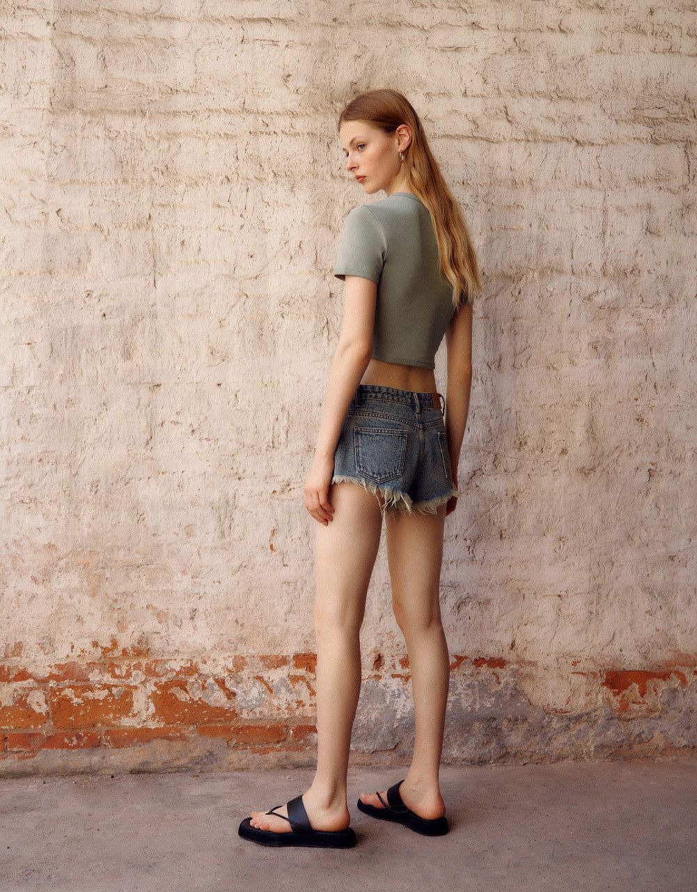 Printed Crew Neck Skinny T-Shirt sold by Urban Revivo product image thumbnail 4