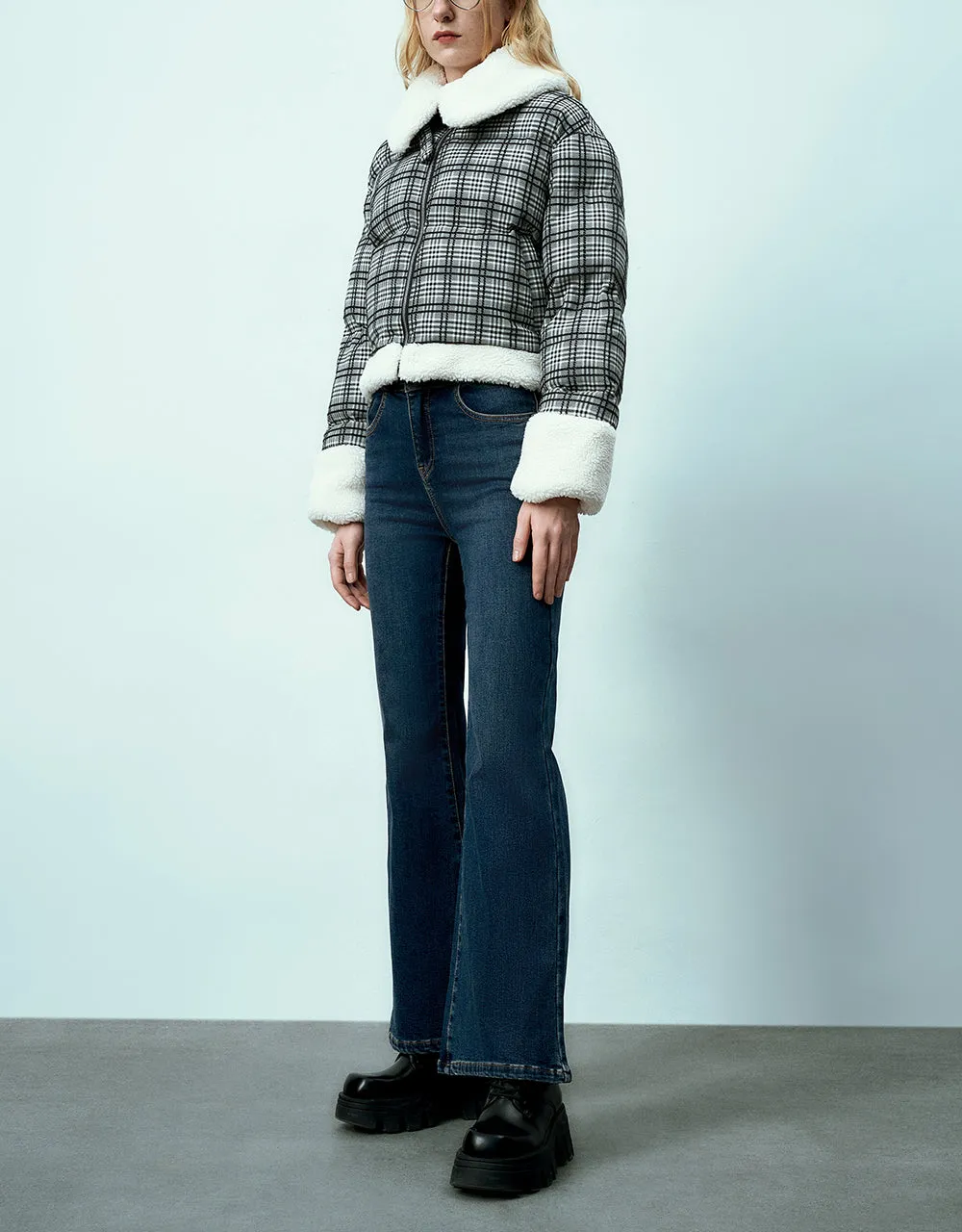 Flare Jeans sold by Urban Revivo product image thumbnail 4