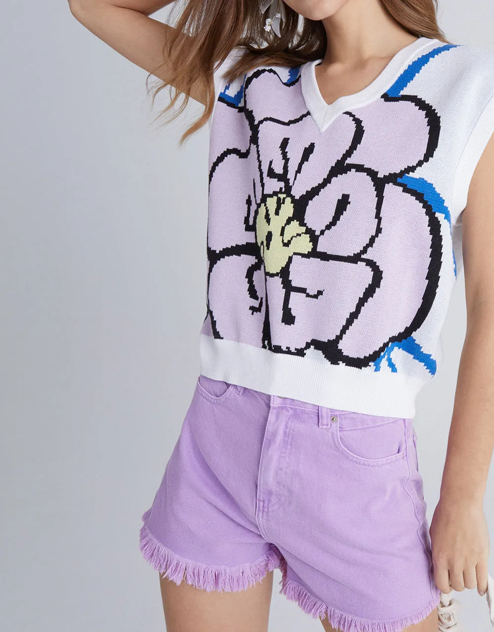 Floral Jacquard Sweater Vest sold by Urban Revivo product image thumbnail 2