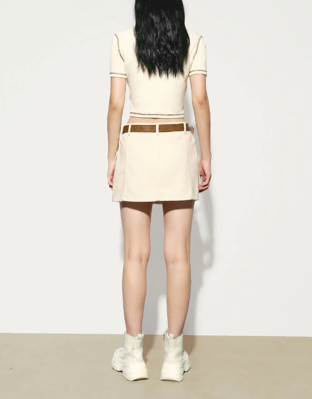 Crew Neck Skinny Graphic T-Shirt sold by Urban Revivo product image thumbnail 5