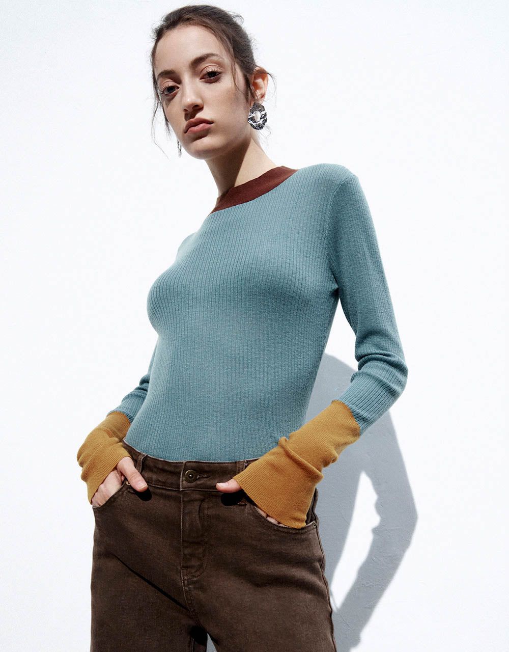 Crew Neck Skinny Knitted T-Shirt sold by Urban Revivo