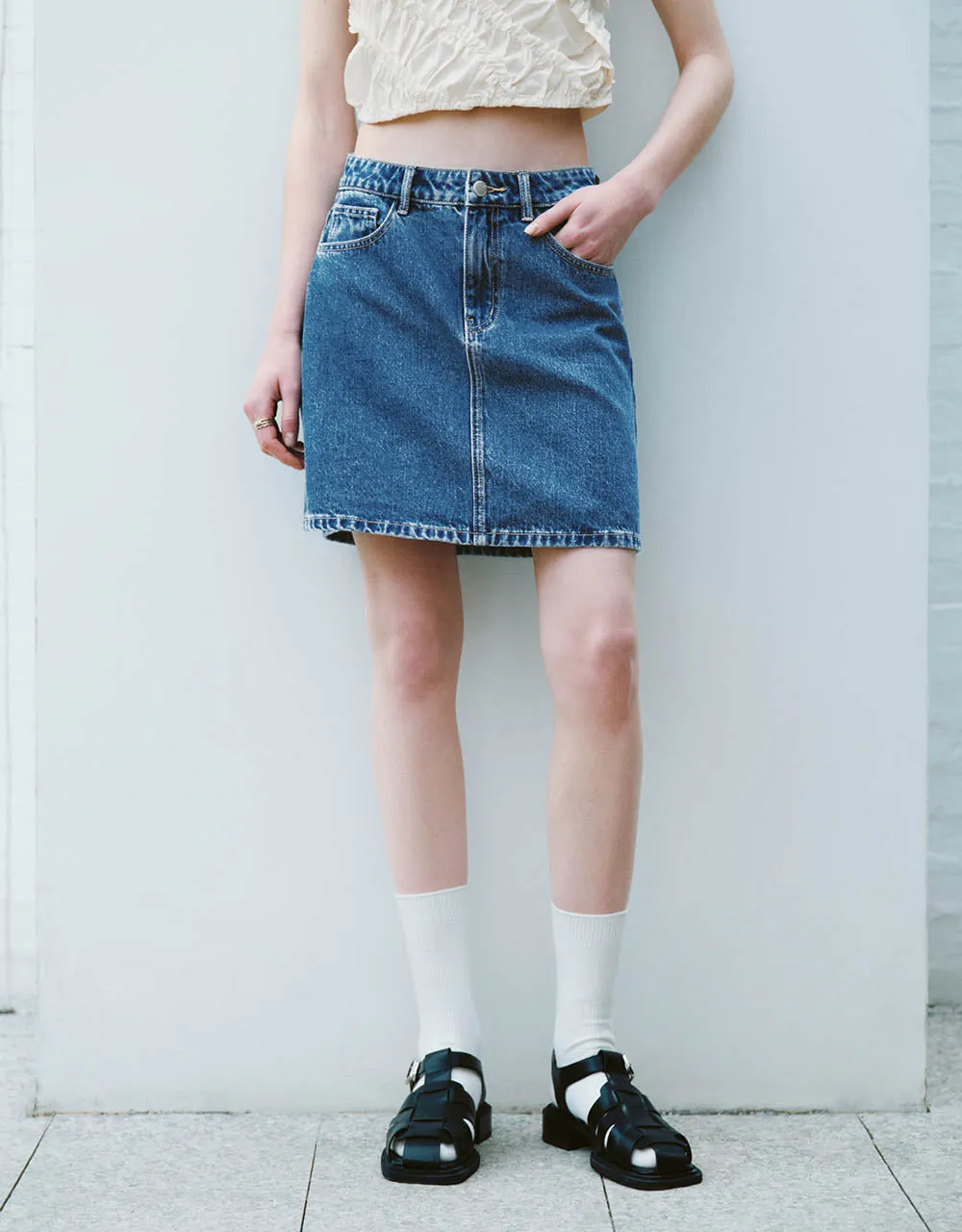 Mini A-Line Denim Skirt sold by Urban Revivo product image thumbnail 2