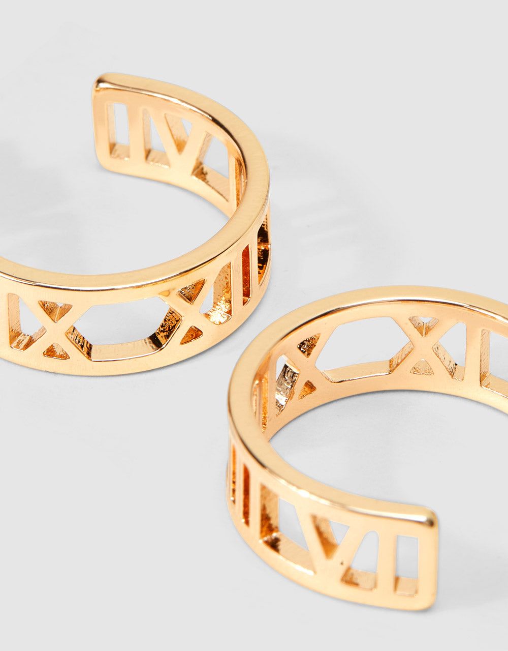 Open Hoop Earrings sold by Urban Revivo product image thumbnail 2